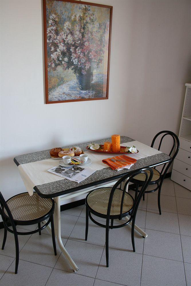 Residenza Sol Holiday Rimini Bagian luar foto