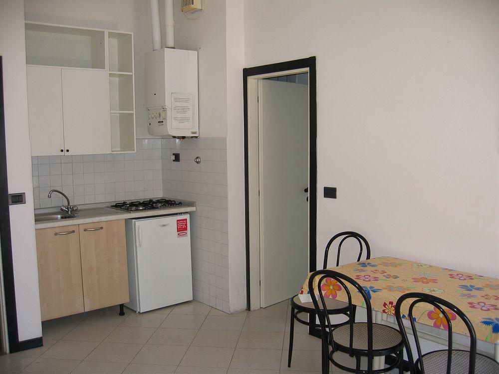 Residenza Sol Holiday Rimini Bagian luar foto