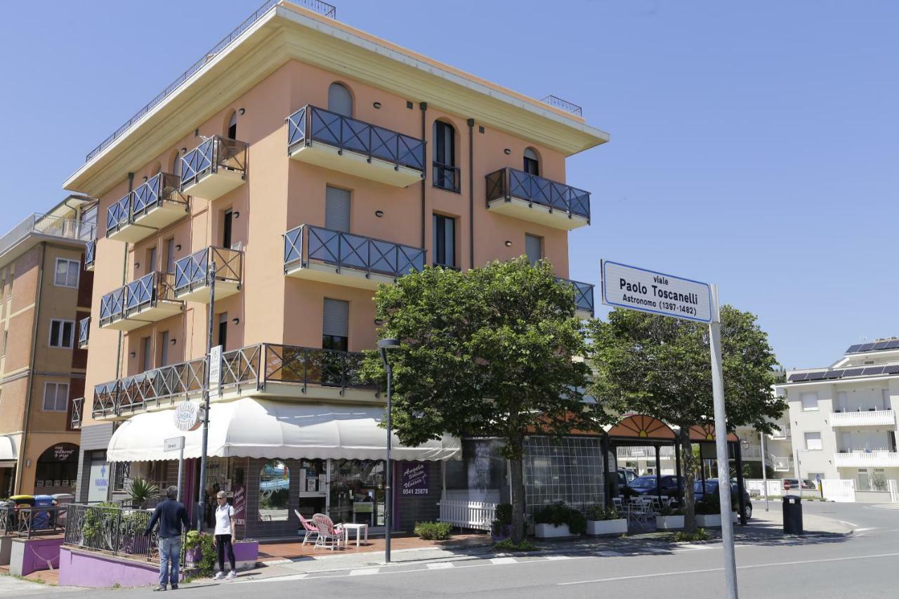 Residenza Sol Holiday Rimini Bagian luar foto